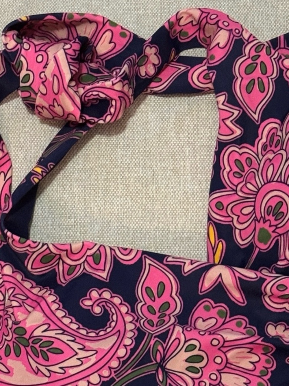 Gorgeous BODEN One Piece SwimSuit-Sz 8R-Ties at Neck-V Neck Wrap Front-Pinks-EUC - Picture 3 of 9
